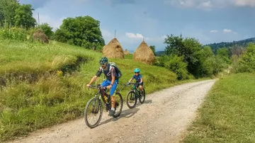 Traseu cu bicicleta în Maramureș - Breb, Budești, Mănăstirea Roșia