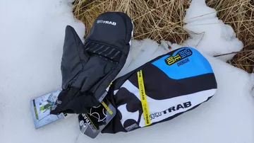 Care sunt cele mai bune mănuși Ski Trab pentru schi de tură?